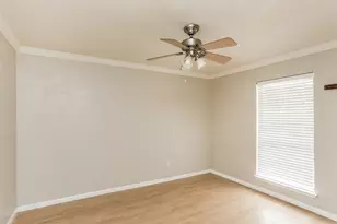 7404 Cheryl Ct, Watauga, TX 76148 - Photo 11