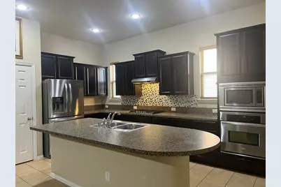 5104 Kestrel Drive, Mesquite, TX 75181 - Photo 9