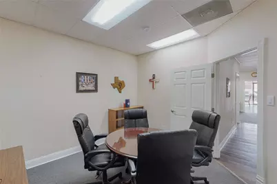 115 W Main Street, Grand Prairie, TX 75050 - Photo 21