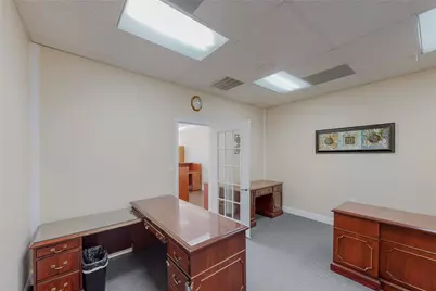 115 W Main Street, Grand Prairie, TX 75050 - Photo 17