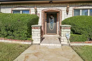 3015 Kensington Dr, Mesquite, TX 75150 - Photo 3