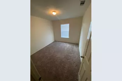 2734 Hyde Park Drive, Grand Prairie, TX 75050 - Photo 7