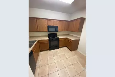 2734 Hyde Park Drive, Grand Prairie, TX 75050 - Photo 5