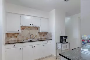 200 Hale Ave, Decatur, TX 76234 - Photo 5