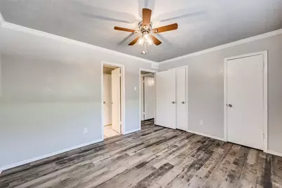 5053 Les Chateaux Drive #141, Dallas, TX 75235 - Photo 11