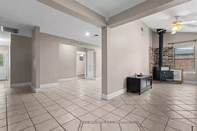 207 Washington Avenue, Saginaw, TX 76179 - Photo 5