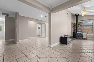 207 Washington Ave, Saginaw, TX 76179 - Photo 5