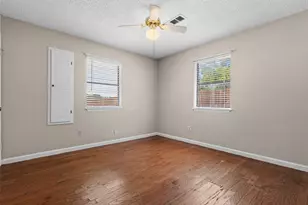 207 Washington Ave, Saginaw, TX 76179 - Photo 11