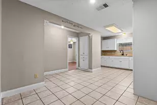 207 Washington Ave, Saginaw, TX 76179 - Photo 7