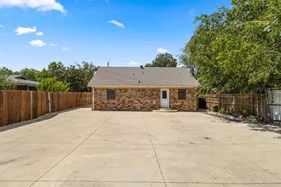 207 Washington Avenue, Saginaw, TX 76179 - Photo 23