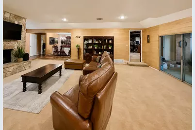 1205 Riverview Drive, Arlington, TX 76012 - Photo 7