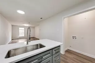 1000 S Mary St, Arlington, TX 76010 - Photo 11