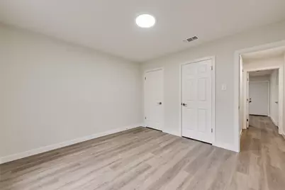 1000 S Mary Street, Arlington, TX 76010 - Photo 15