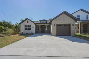 5559 Mercedes Cir, Granbury, TX 76048 - Photo 1