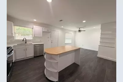 13403 Winterhaven Drive, Farmers Branch, TX 75234 - Photo 7