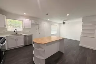 13403 Winterhaven Dr, Farmers Branch, TX 75234 - Photo 7