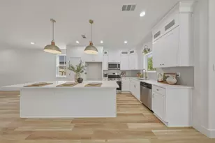 5557 Mercedes Cir, Granbury, TX 76048 - Photo 5