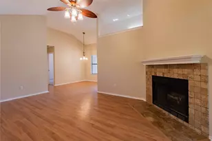8220 Willis Ln, Watauga, TX 76148 - Photo 9