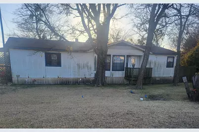 548 E US Highway 69, Point, TX 75472 - Photo 1