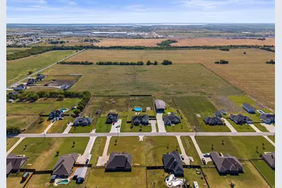 3885 Lois Road W, Sanger, TX 76266 - Photo 5