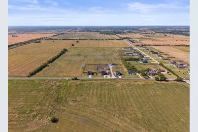 3885 Lois Road W, Sanger, TX 76266 - Photo 7