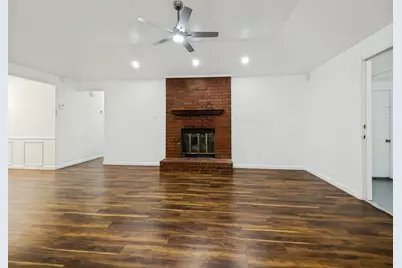 3716 Royal Valley Road, Grand Prairie, TX 75052 - Photo 7