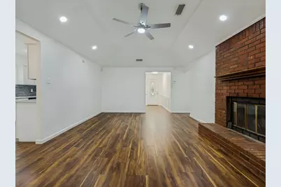 3716 Royal Valley Road, Grand Prairie, TX 75052 - Photo 9