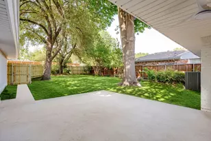 7727 La Risa Dr, Dallas, TX 75248 - Photo 25