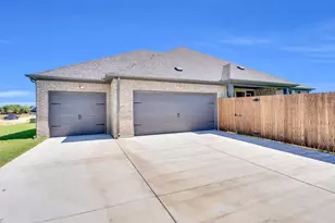 1908 Barrix Ln, DeSoto, TX 75115 - Photo 27