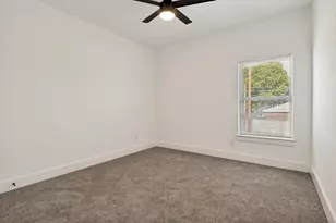 3728 Mt Ranier St, Dallas, TX 75211 - Photo 9