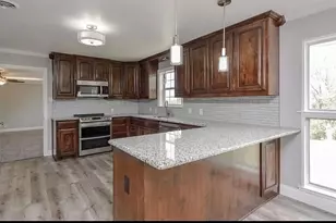 270 Butcher Point, Gainesville, TX 76240 - Photo 5