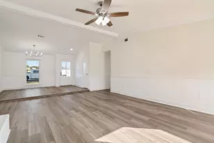 622 Grinnell Dr, Garland, TX 75043 - Photo 5