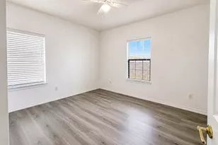 703 Perry Ave, Waxahachie, TX 75165 - Photo 7