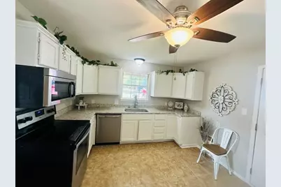 217 E Hull Street, Denison, TX 75021 - Photo 7