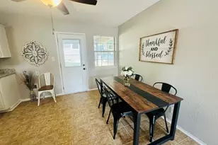 217 E Hull St, Denison, TX 75021 - Photo 9