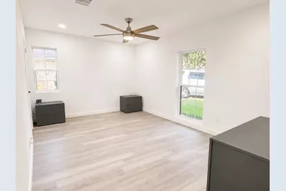 2916 Jason Court, Fort Worth, TX 76112 - Photo 9