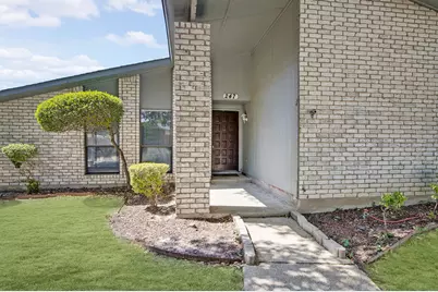 247 Woodhurst Drive, Coppell, TX 75019 - Photo 3
