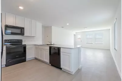 221 Poplar Place, Wilmer, TX 75141 - Photo 3