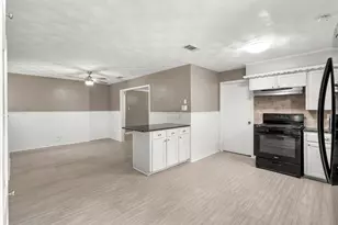 412 E Ross St, Waxahachie, TX 75165 - Photo 13