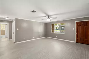 412 E Ross St, Waxahachie, TX 75165 - Photo 7