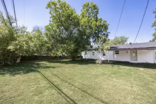 4504 Highland Lake Dr, Lake Worth, TX 76135 - Photo 13