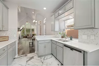 11265 Fountainbridge Drive, Frisco, TX 75035 - Photo 13