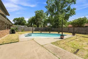 1912 Westover Dr, Arlington, TX 76015 - Photo 23