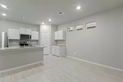 3101 Strawberry Farm Lane, Fort Worth, TX 76140 - Photo 5