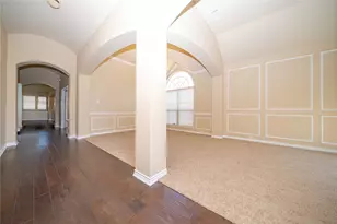 405 Fairweather St, DeSoto, TX 75115 - Photo 3