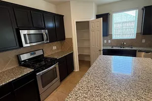 1204 Barn Owl Dr, Little Elm, TX 75068 - Photo 9