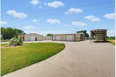 189 Hlavek Road, Decatur, TX 76234 - Photo 39
