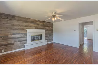 1002 W Sanford Street, Arlington, TX 76012 - Photo 3