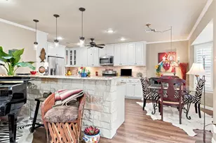 3209 Creekwood Cir, Waco, TX 76710 - Photo 11