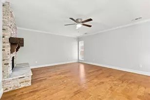 5264 Sherman Dr, The Colony, TX 75056 - Photo 5